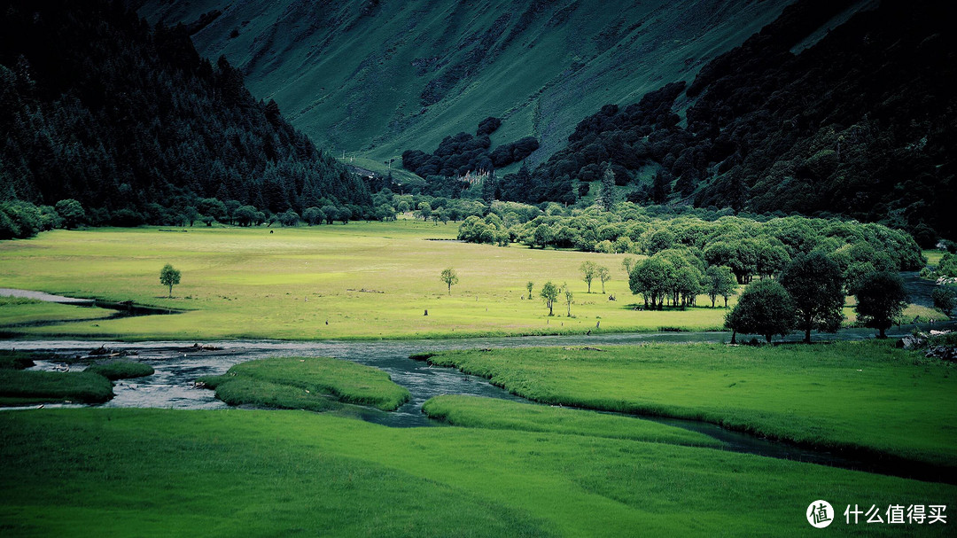 川西适合国庆假期旅行的小众路线，🉑秒杀阿勒泰