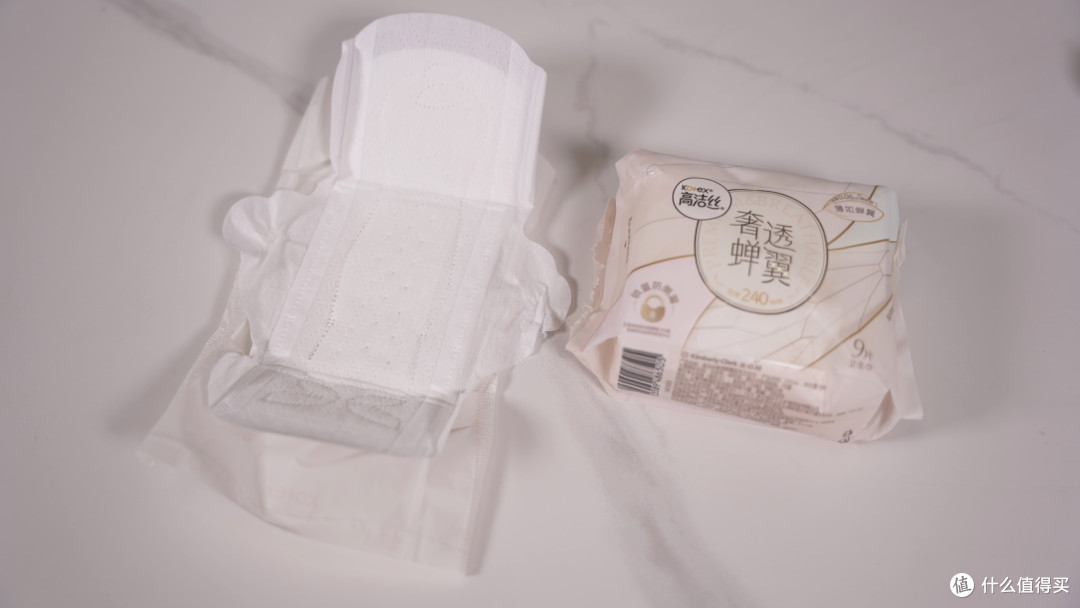 姨妈巾怎么选？10款超薄日用卫生巾横评，竟然不是越贵的越好用！