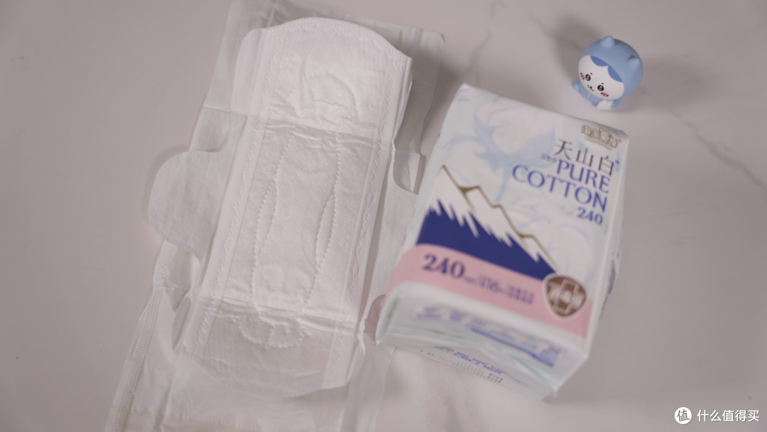 姨妈巾怎么选？10款超薄日用卫生巾横评，竟然不是越贵的越好用！