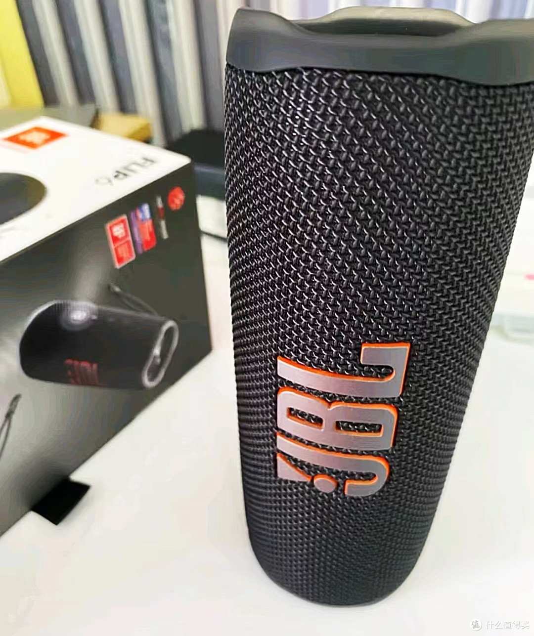 JBL FLIP 6音乐万花筒六代:户外派对的理想选择