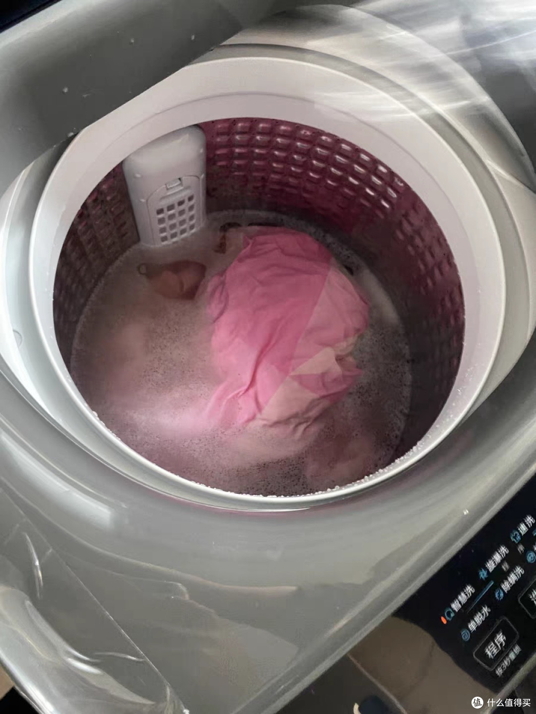 看看这波轮洗衣机巨大的容量