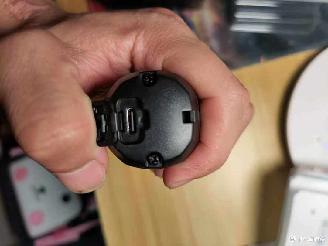 得力电动螺丝刀,小工具,大帮手
