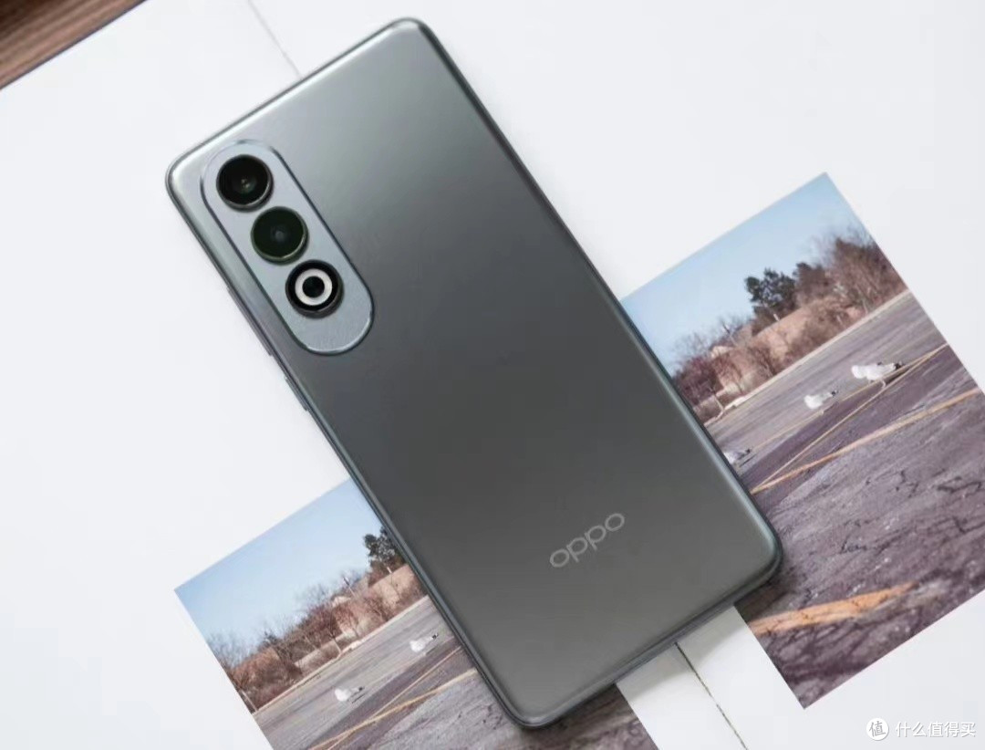 OPPO不讲武德,骁龙7Gen3+512GB+5500mAh,售价仅1828元