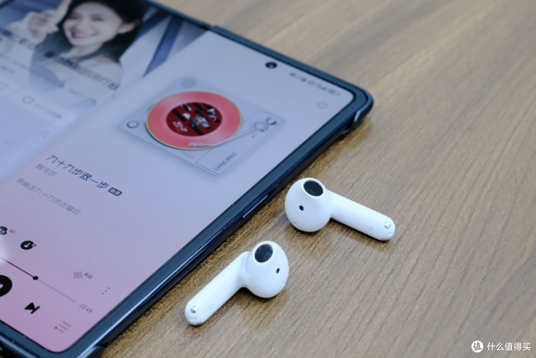 荣耀亲选耳机X7e：当音乐邂逅科技