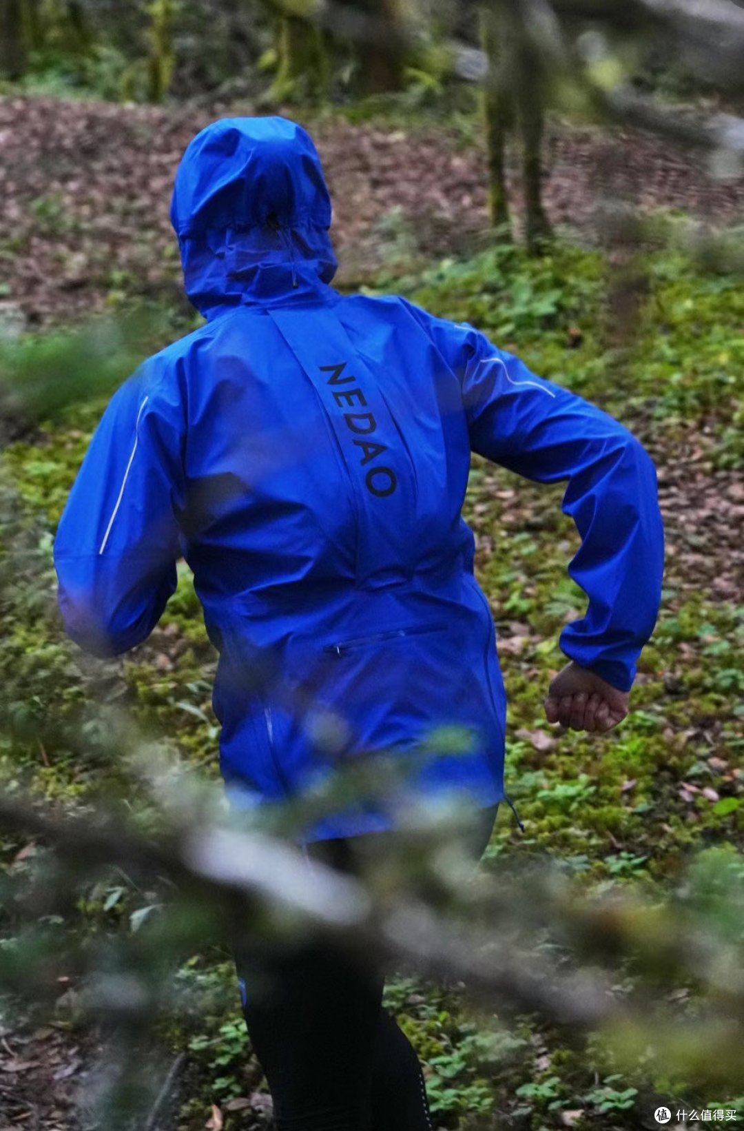 只有跑者了解跑者所需，内道越野跑冲锋衣