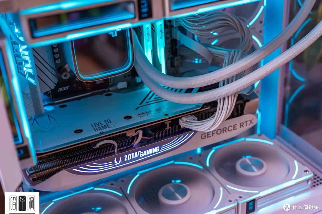 海景房新高度,自带数显屏可调温度|安耐美PANO D58 机箱装机实录