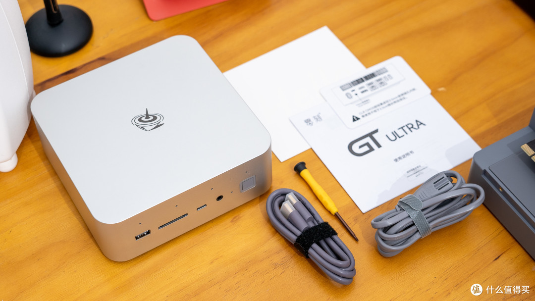 三张显卡横评:零刻GTi12 Ultra+EX多功能扩展坞全面评测分享
