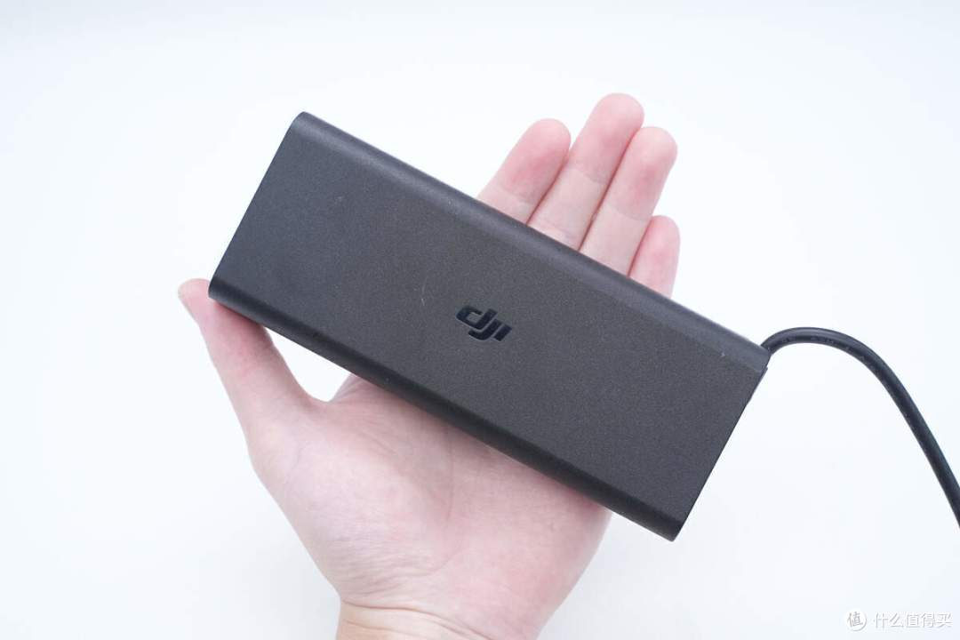 拆解报告:DJI大疆86W电源适配器CDX170-90