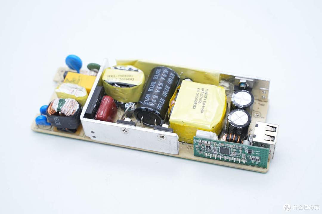 拆解报告:DJI大疆86W电源适配器CDX170-90