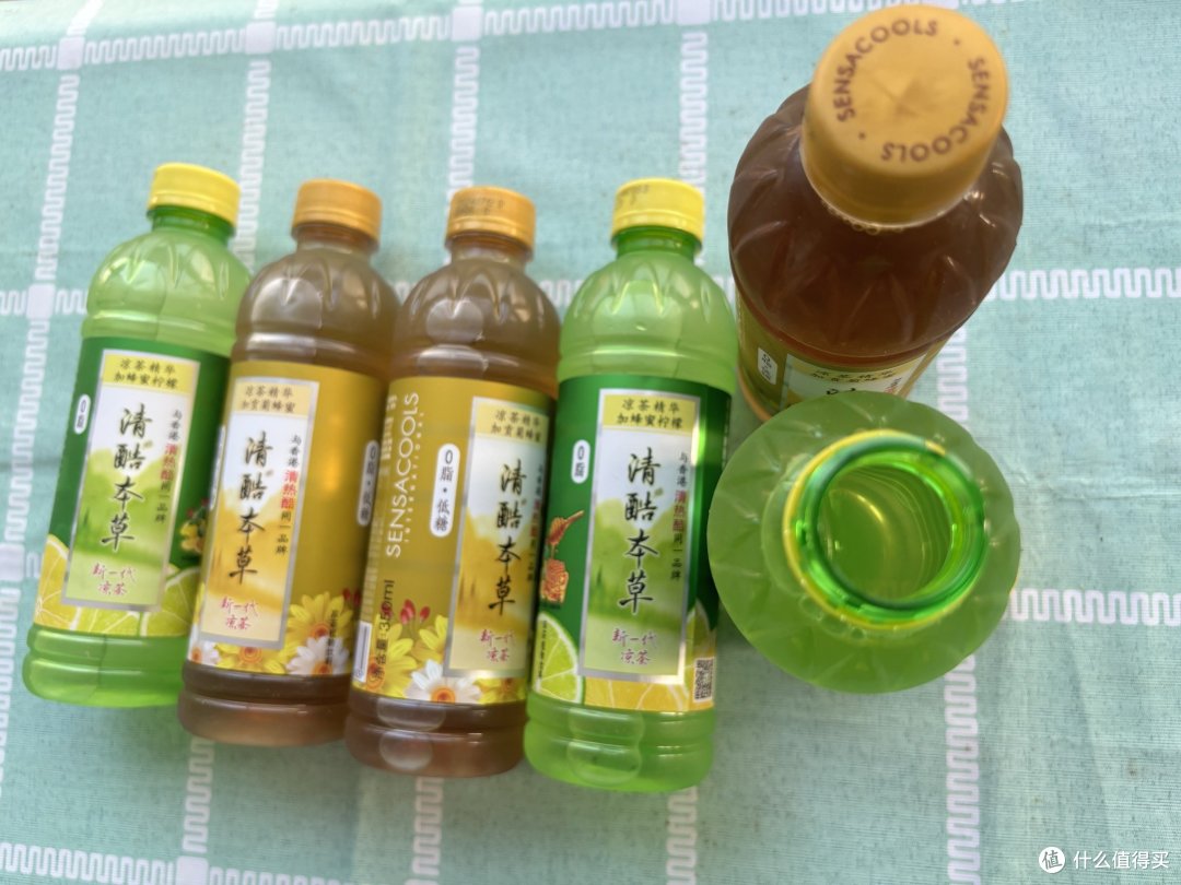 清爽解腻,清酷本草凉茶植物饮料测评!