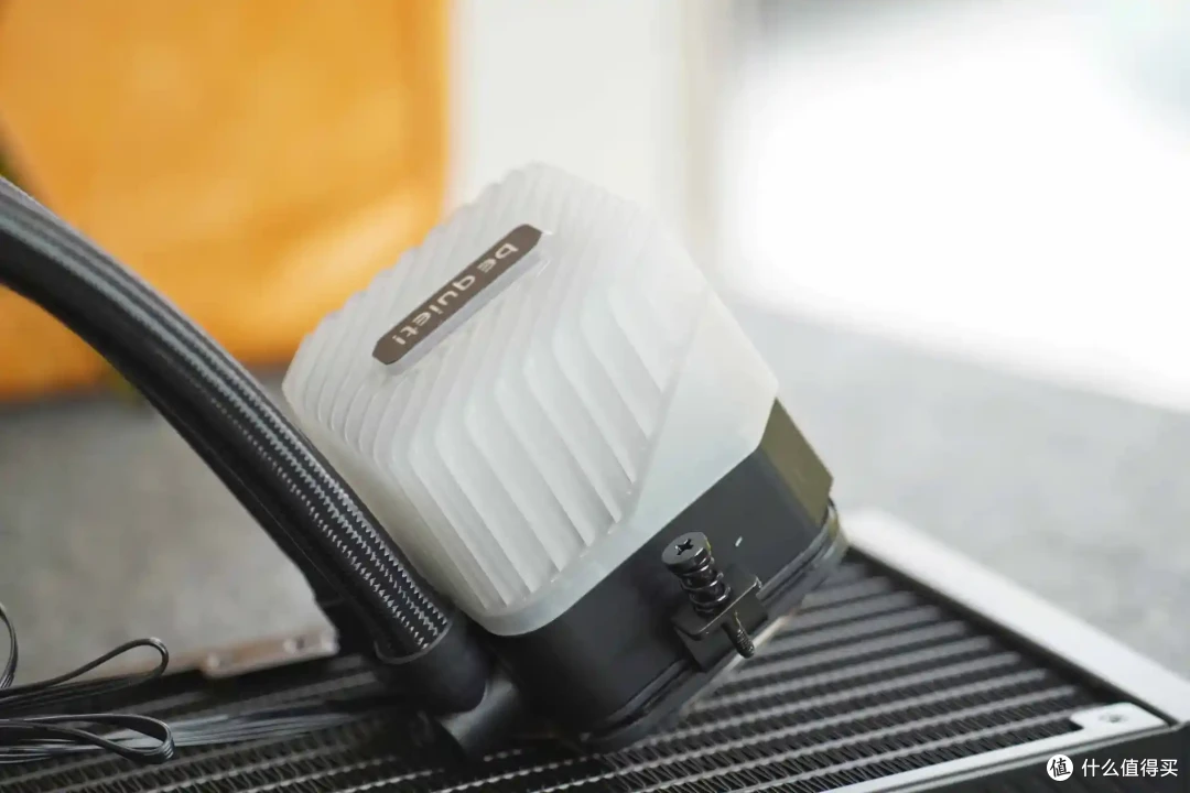 幻彩灯效、强劲散热,be quiet! 德商德静界Light Loop 360mm一体式水冷散热器