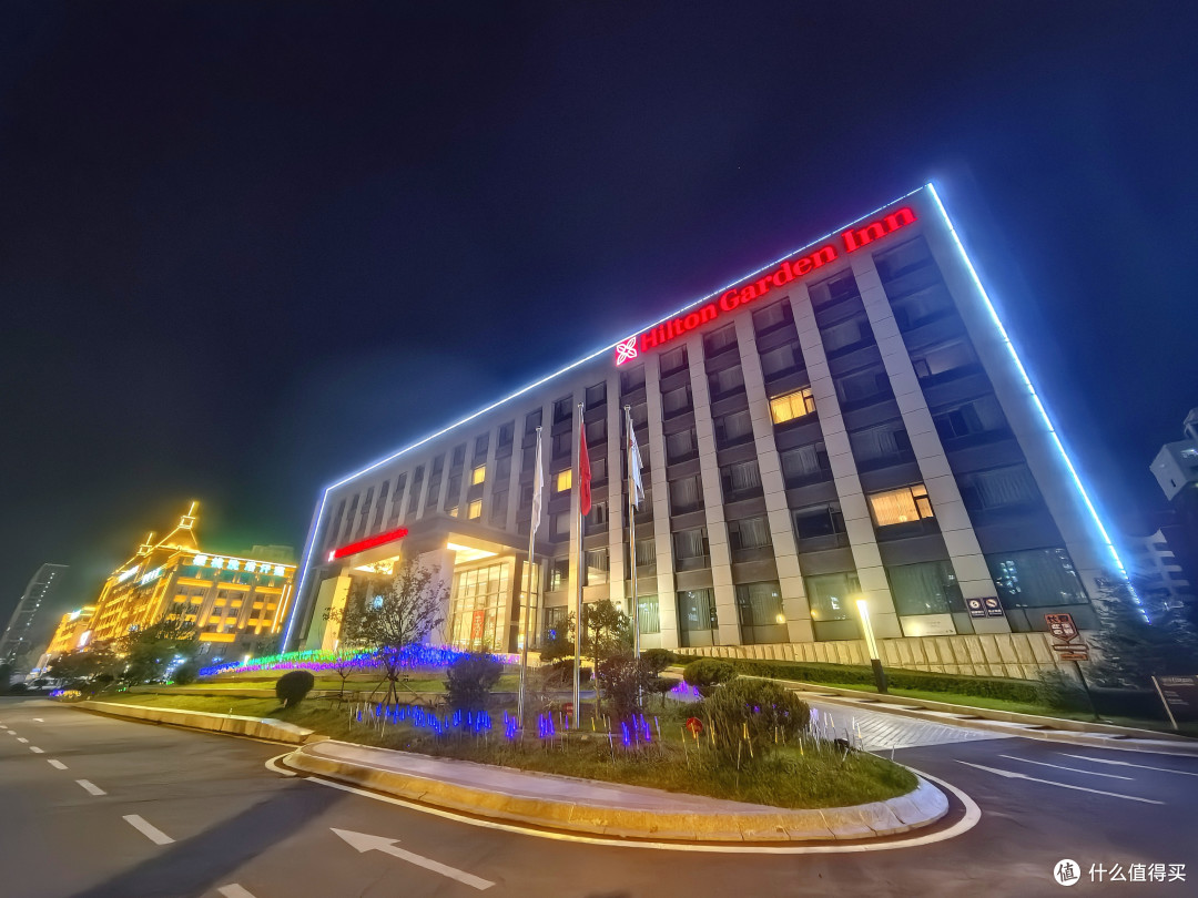套房舒适，空姐如云！长春希尔顿花园酒店 入住体验