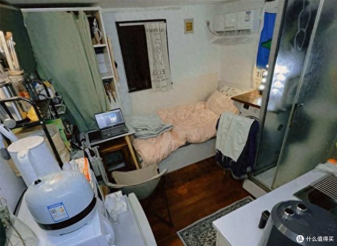 头一次看到香港的出租房，5㎡房租仅4K，有1室2厅，一人住刚刚好