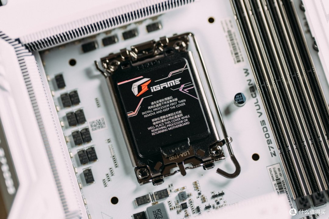 iGame Z790D5 VULCAN火神评测：豪华度拉满，挖掘酷睿i9新潜能