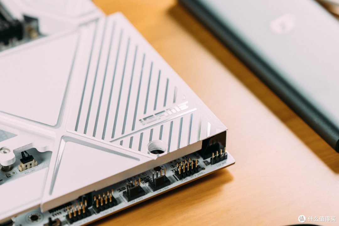 iGame Z790D5 VULCAN火神评测：豪华度拉满，挖掘酷睿i9新潜能