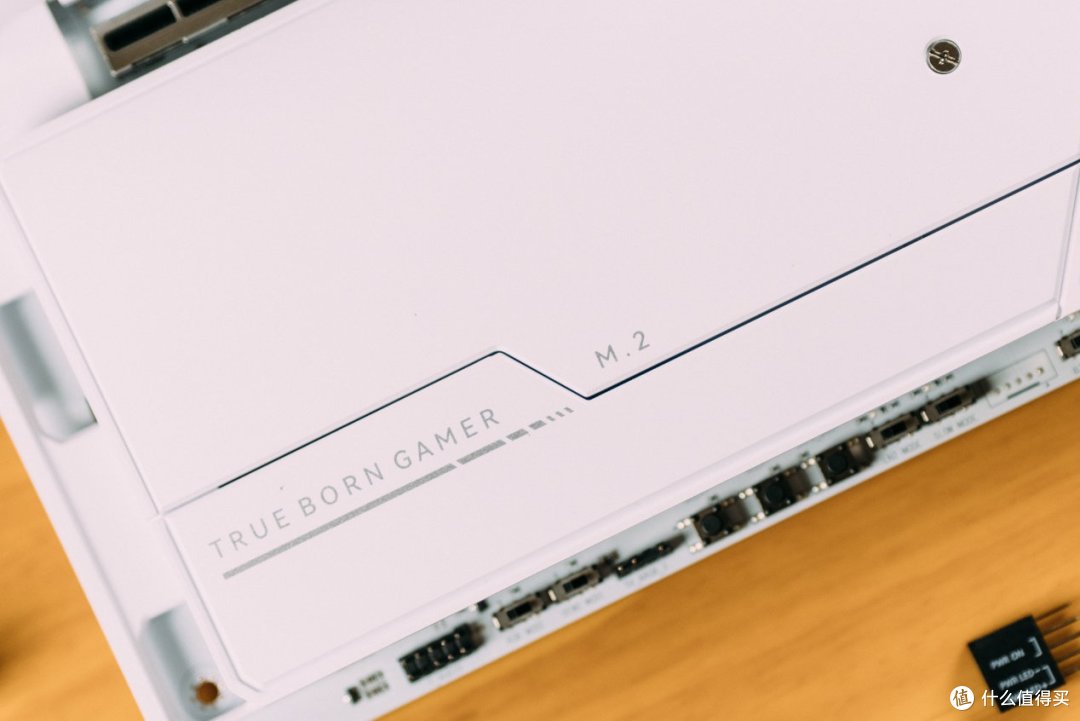 iGame Z790D5 VULCAN火神评测：豪华度拉满，挖掘酷睿i9新潜能