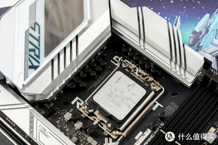 冷艳冰白——华硕 Z790 吹雪 S + 索泰 4070TI SUPER 月白 + 安耐美 PANO D58 装机分享