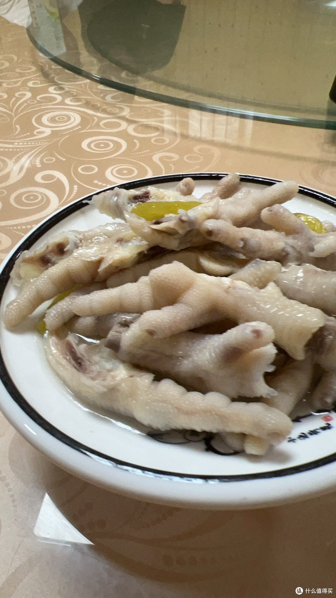 国庆节假期,不出门,就带家里人去周边的农庄里吃吃农家菜!!!