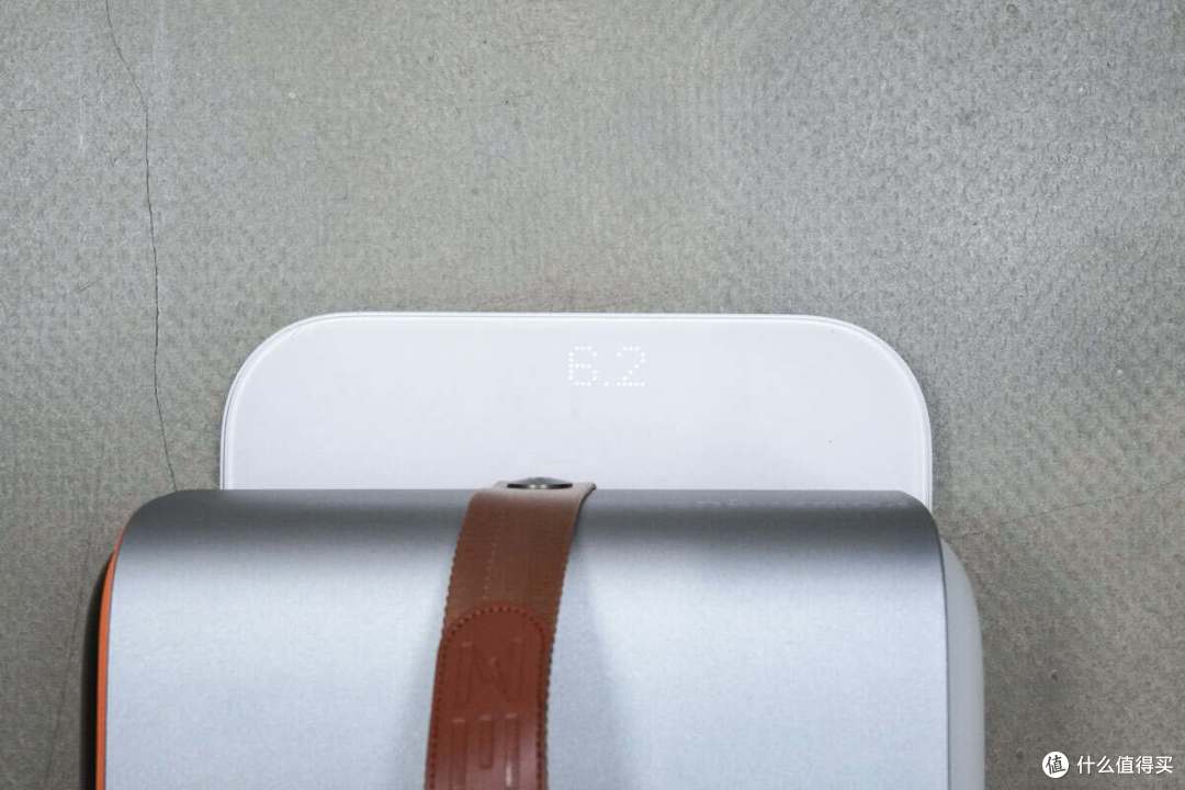 户外办公与露营的理想伴侣,ZESE哲思锂电便携移动电源评测