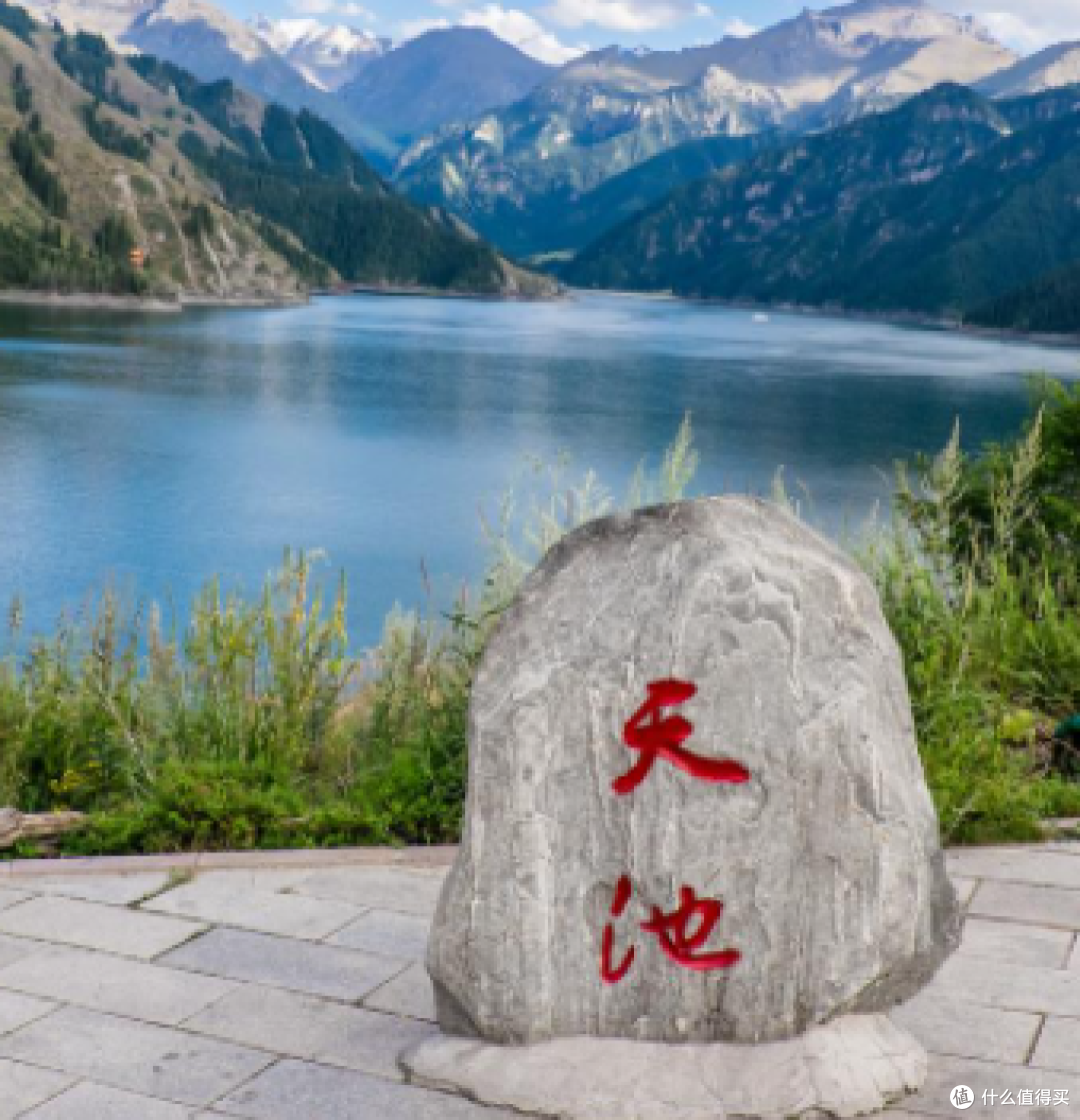 北疆旅游攻略:探秘天山脚下的绝美风光