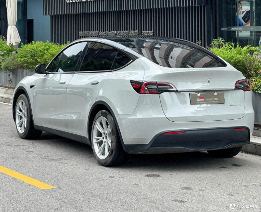 华为、极氪、蔚来,围猎特斯拉Model Y