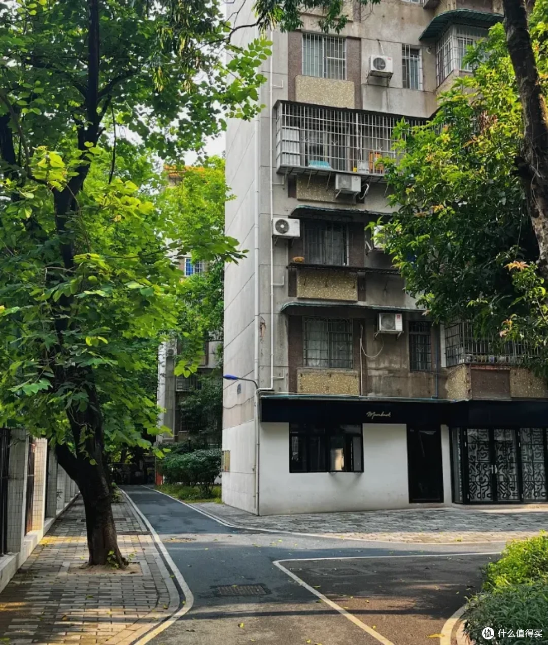 在凤凰层住了10年,我还是搬回了老破小,不是矫情,是受够了