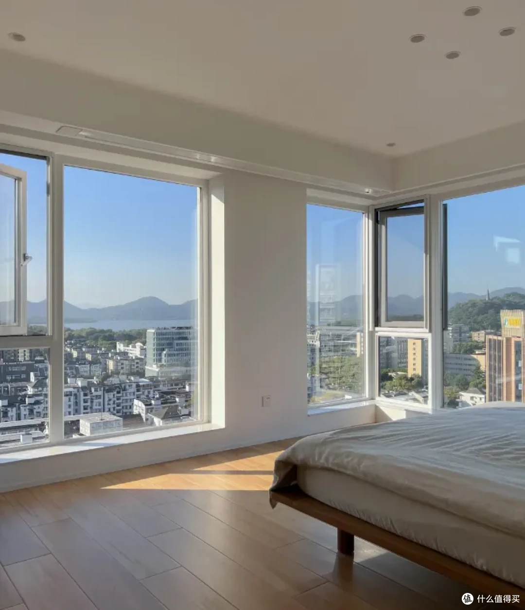 在凤凰层住了10年,我还是搬回了老破小,不是矫情,是受够了