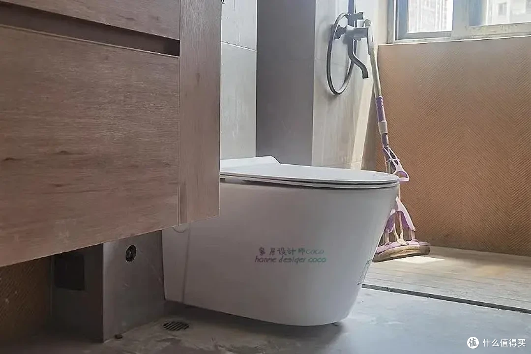 ▲一公分高的壁挂马桶
