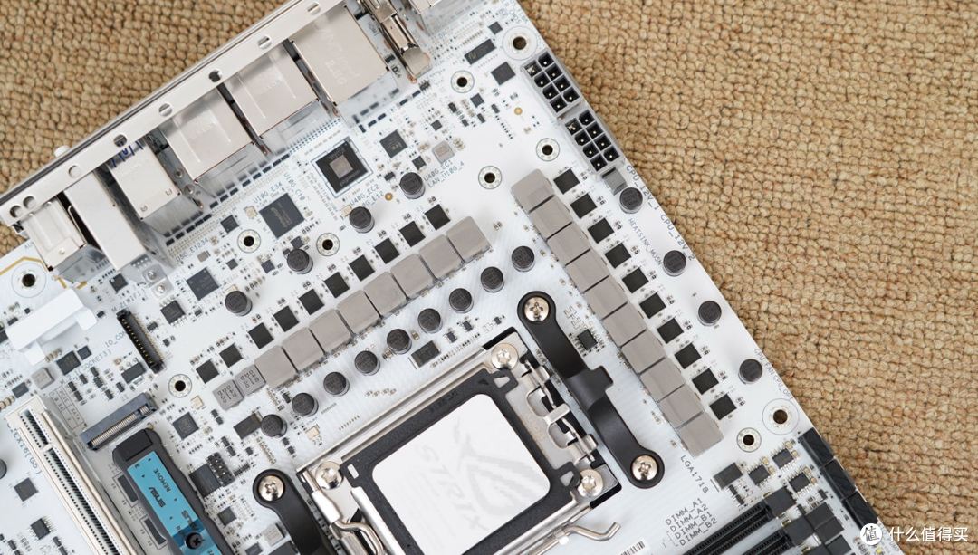 AMD Zen5的好搭档,ROG STRIX X870-A GAMING WIFI吹雪主板分享