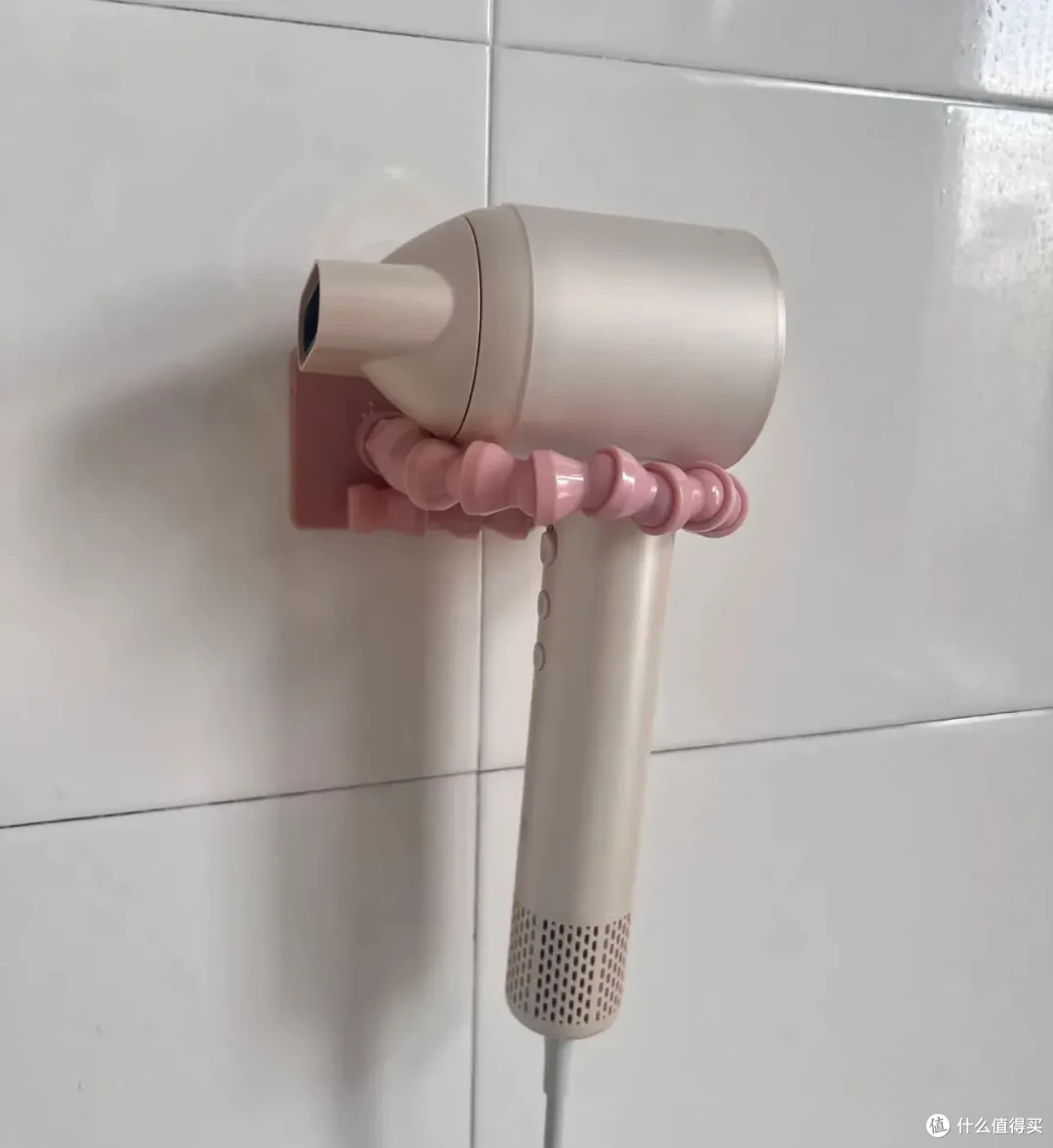 帮老妈收了几次快递被惊呆：现在老人都这么潮了？年轻人自愧不如