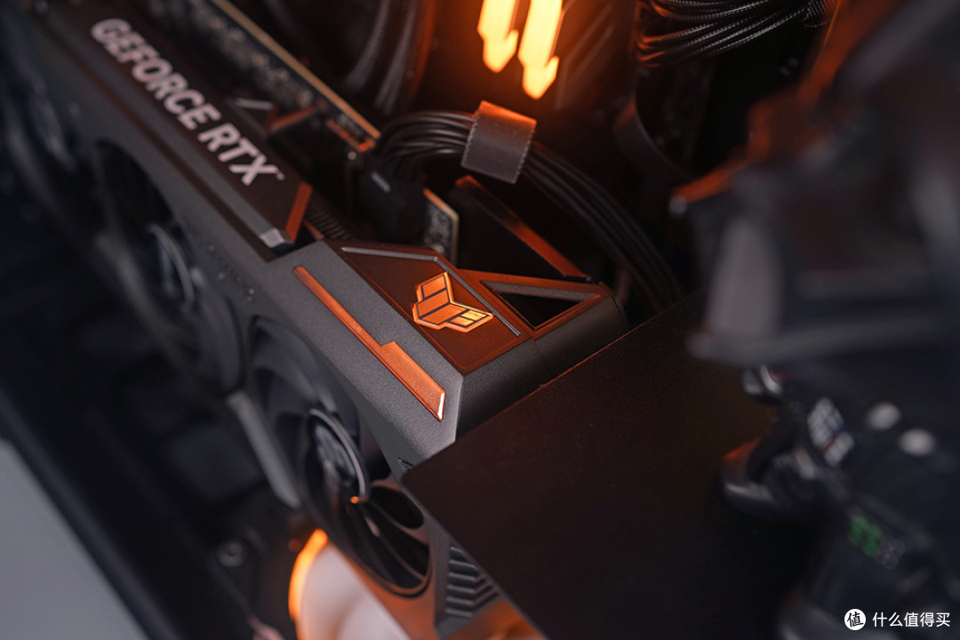 ROG Z790 DARK HERO + RTX 4070TI SUPER + 几何未来 Model5 悟空装机展示