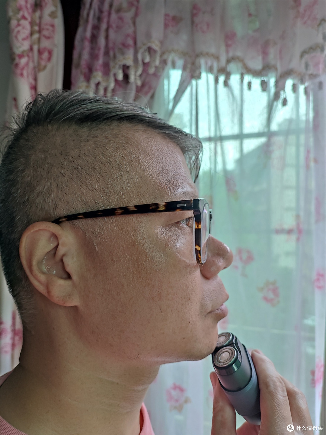 德国进口自研磨刀片实现千元级净须,不夹须的未野mini剃须刀简评