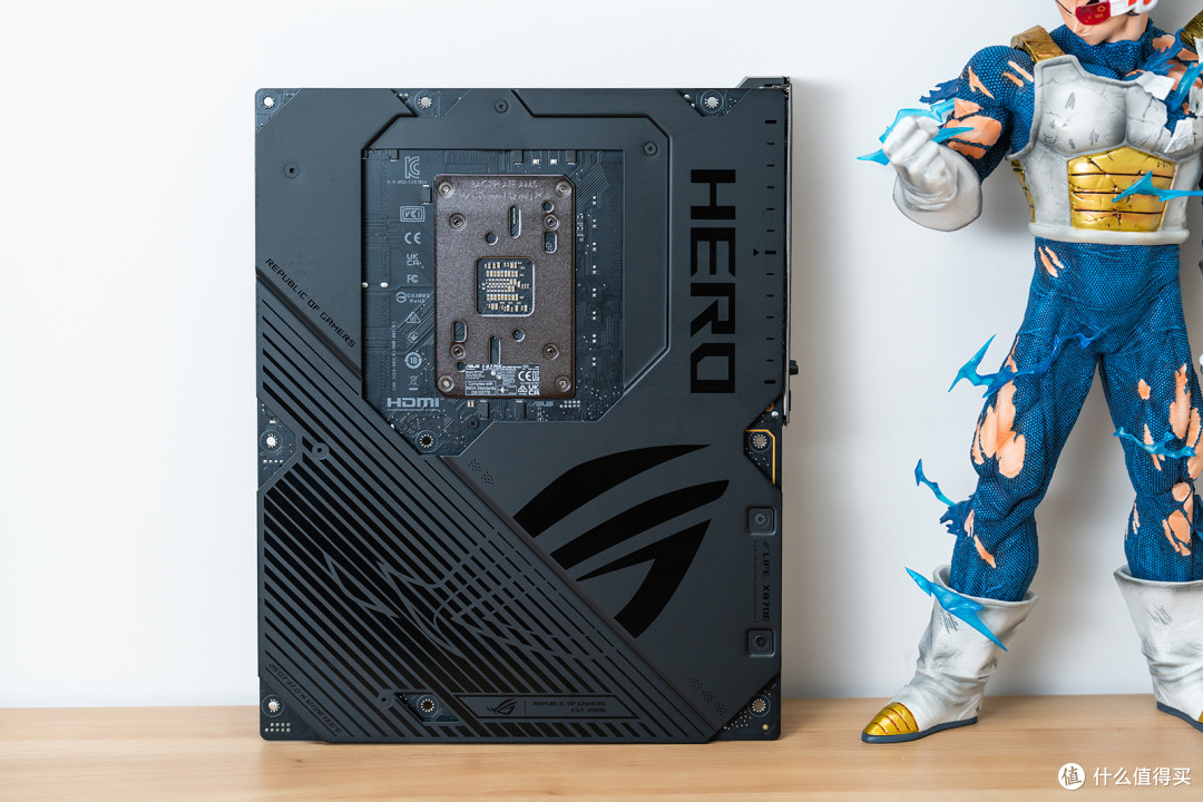 华硕X870E HERO+AMD 9900X,完美兼顾游戏与生产力的DIY主机它来了!