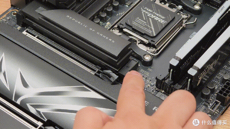 华硕X870E HERO+AMD 9900X,完美兼顾游戏与生产力的DIY主机它来了!