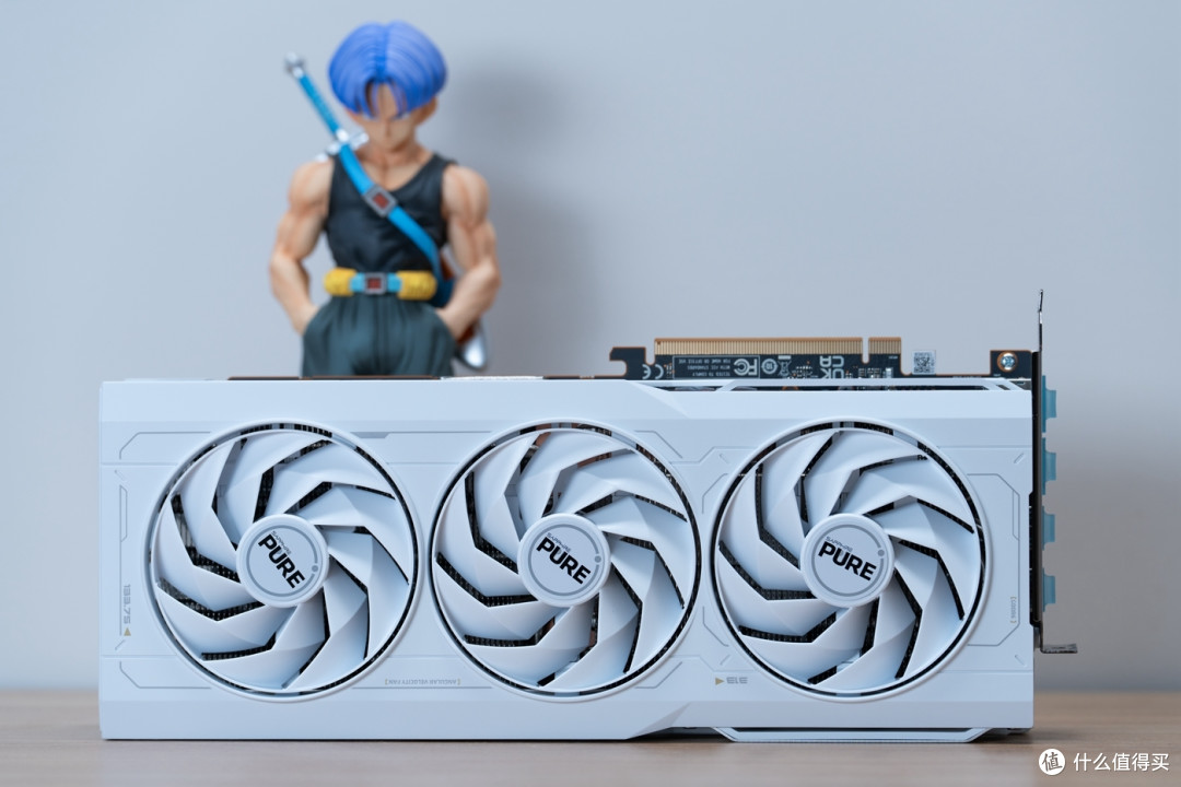 华硕X870E HERO+AMD 9900X,完美兼顾游戏与生产力的DIY主机它来了!