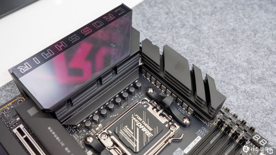 锐龙9000系的终极搭档,纯血ROG X870E HERO 是你的心头好吗?