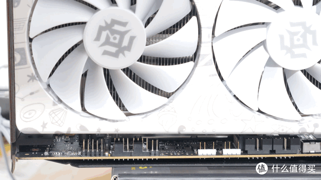 锐龙 9000系最强搭档：华硕ROG X870E HERO 性能测试