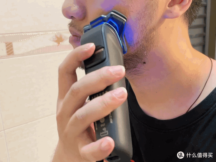 男士必备!电动剃须刀vs手动剃须刀,谁更胜一筹?