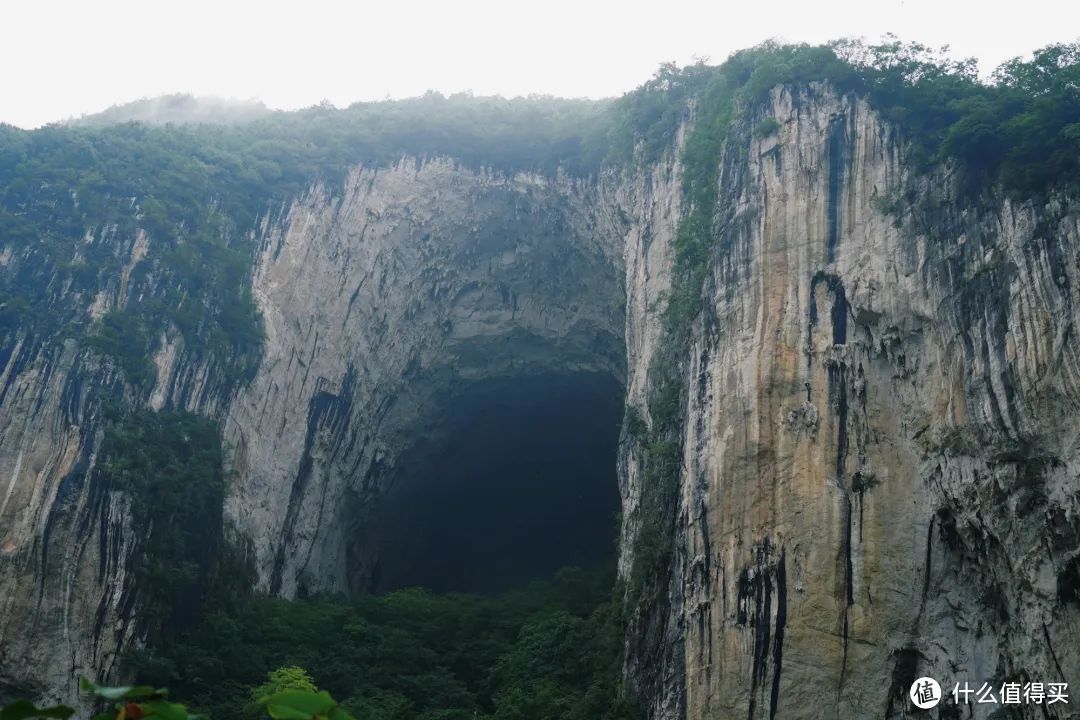 它是贵州山水的排面，避暑和小吃都是满分