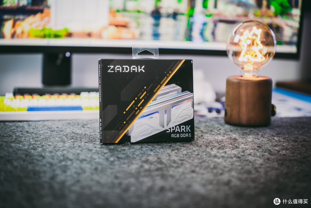 频率提升！纯白机甲内存——宇瞻ZADAK SPARK RGB DDR5 7200上手实测