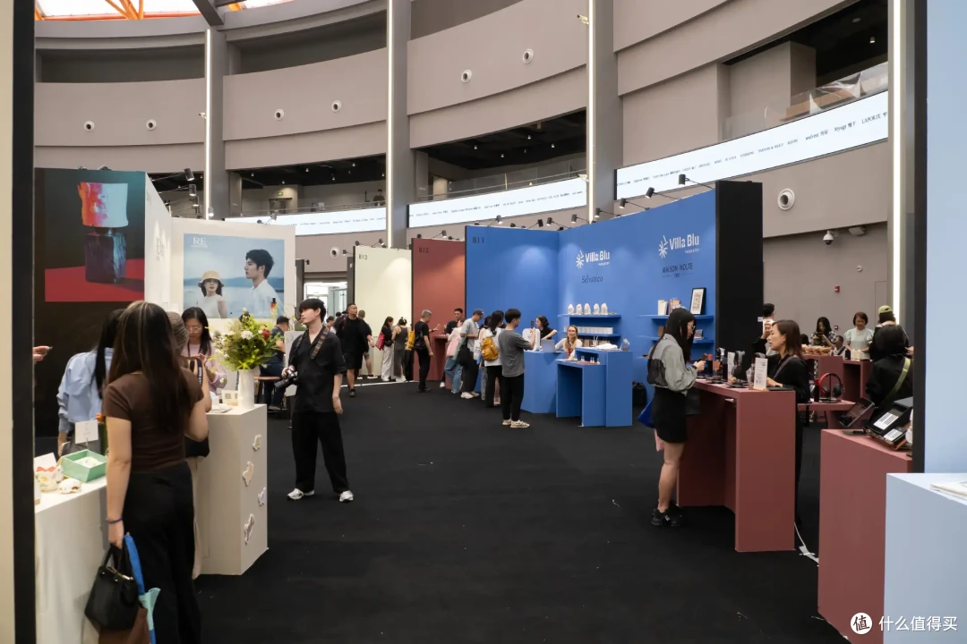 带好鼻子跟我走!2024「气味上海」秋季展开幕,一天深度逛展,嗅觉已经失控
