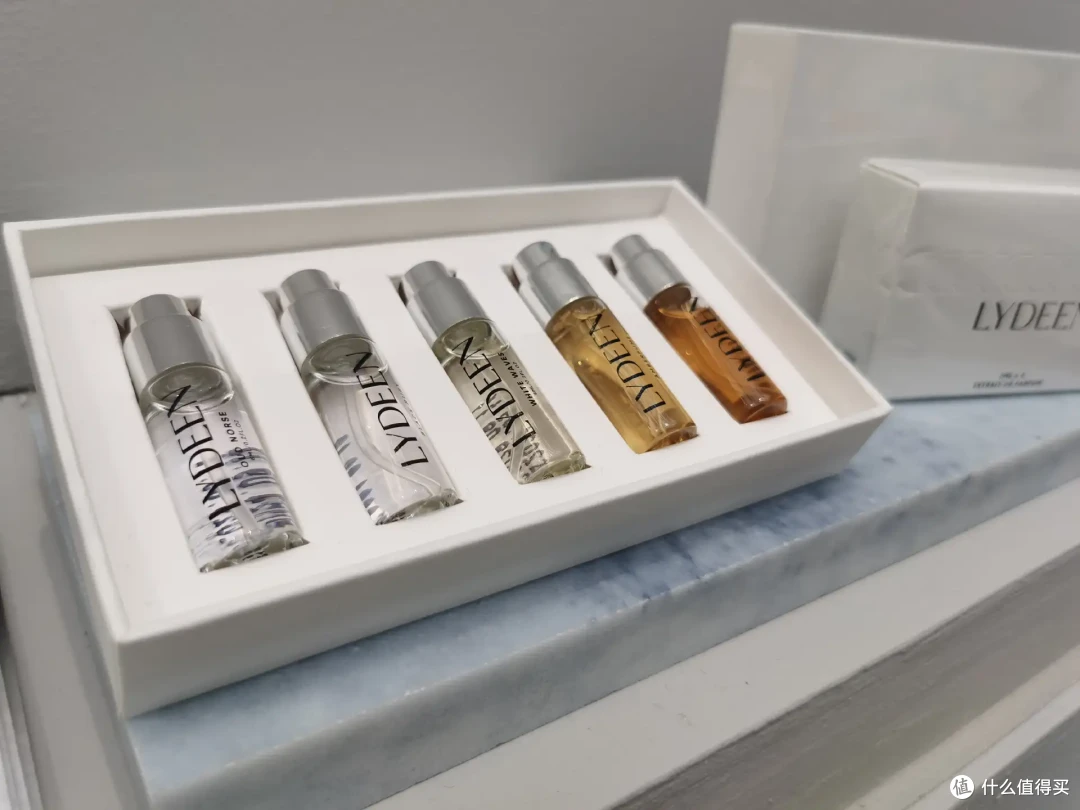 带好鼻子跟我走!2024「气味上海」秋季展开幕,一天深度逛展,嗅觉已经失控