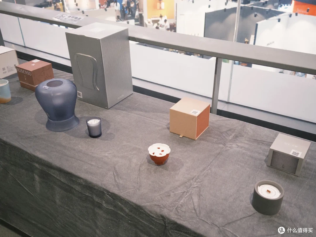带好鼻子跟我走!2024「气味上海」秋季展开幕,一天深度逛展,嗅觉已经失控