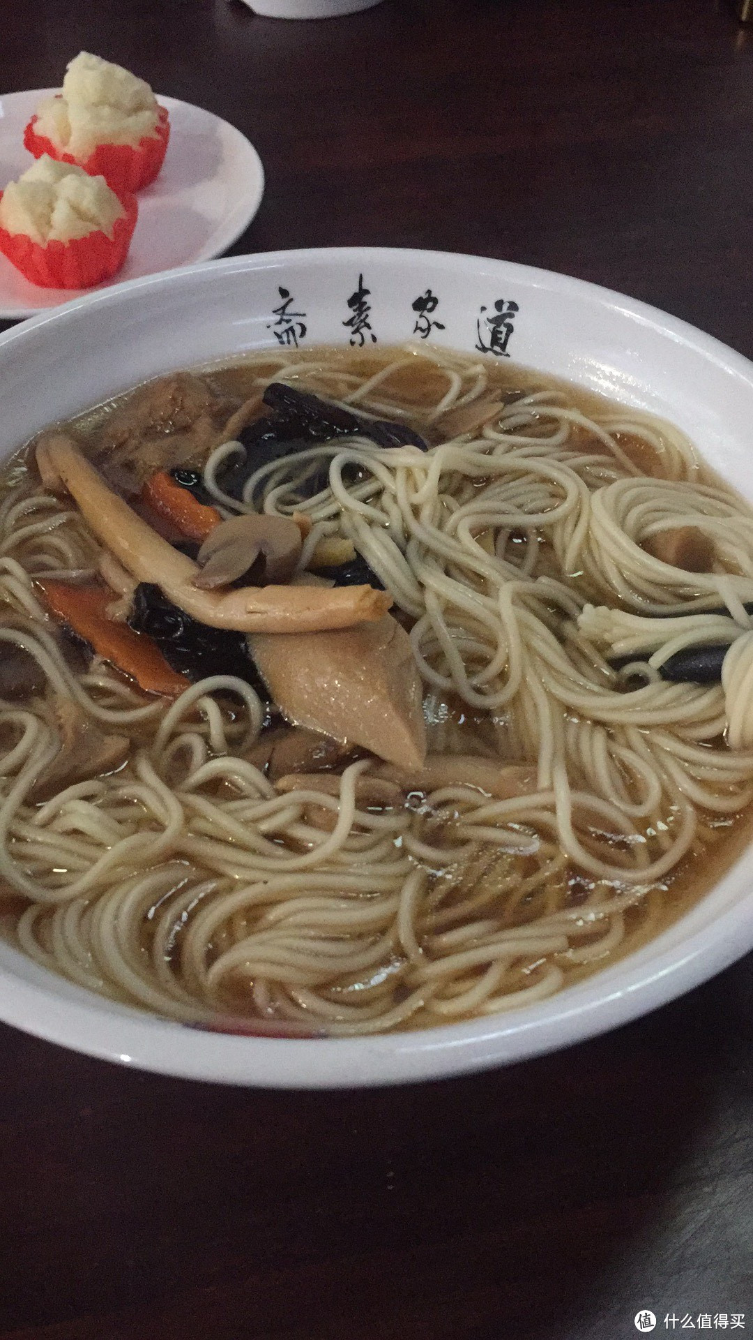 旅行的一半是美食