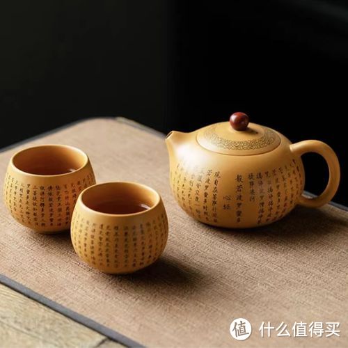 黄金段泥紫砂壶适合泡什么茶？