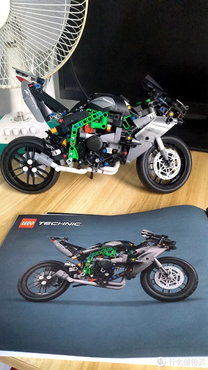 乐高川崎Ninja H2R积木模型