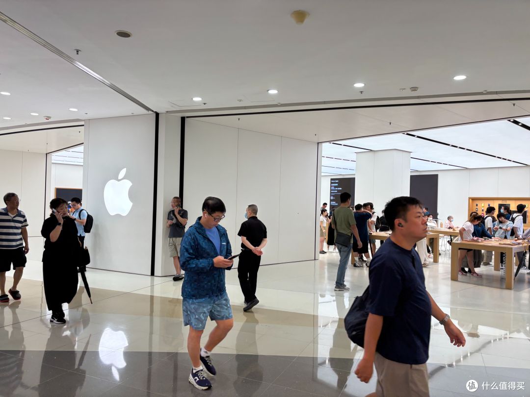 夺了iPhone 16风采的AirPods 4降噪版到底值不值得买