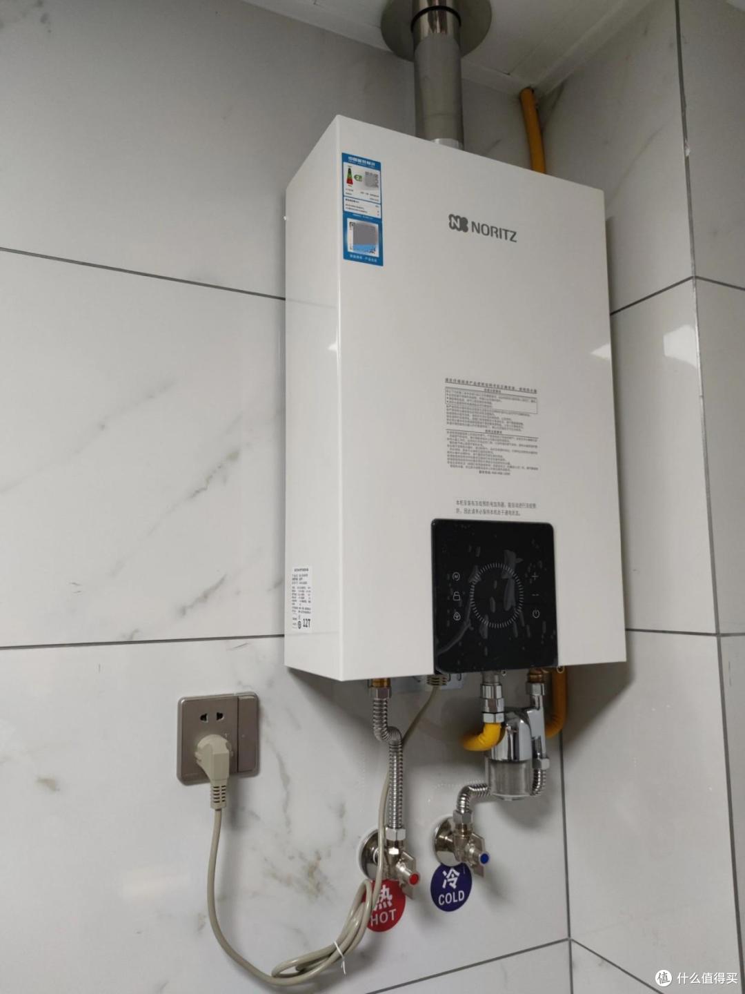 燃气热水器和电热水器哪个更实用？5个方面详细对比，看看哪个更适合家用