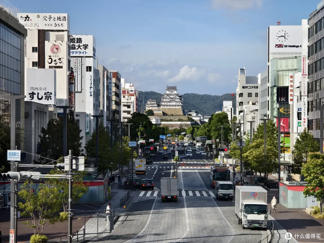 探秘日本国宝姬路城:距大阪仅有1小时!中国游客去的少,到处都是欧美老外