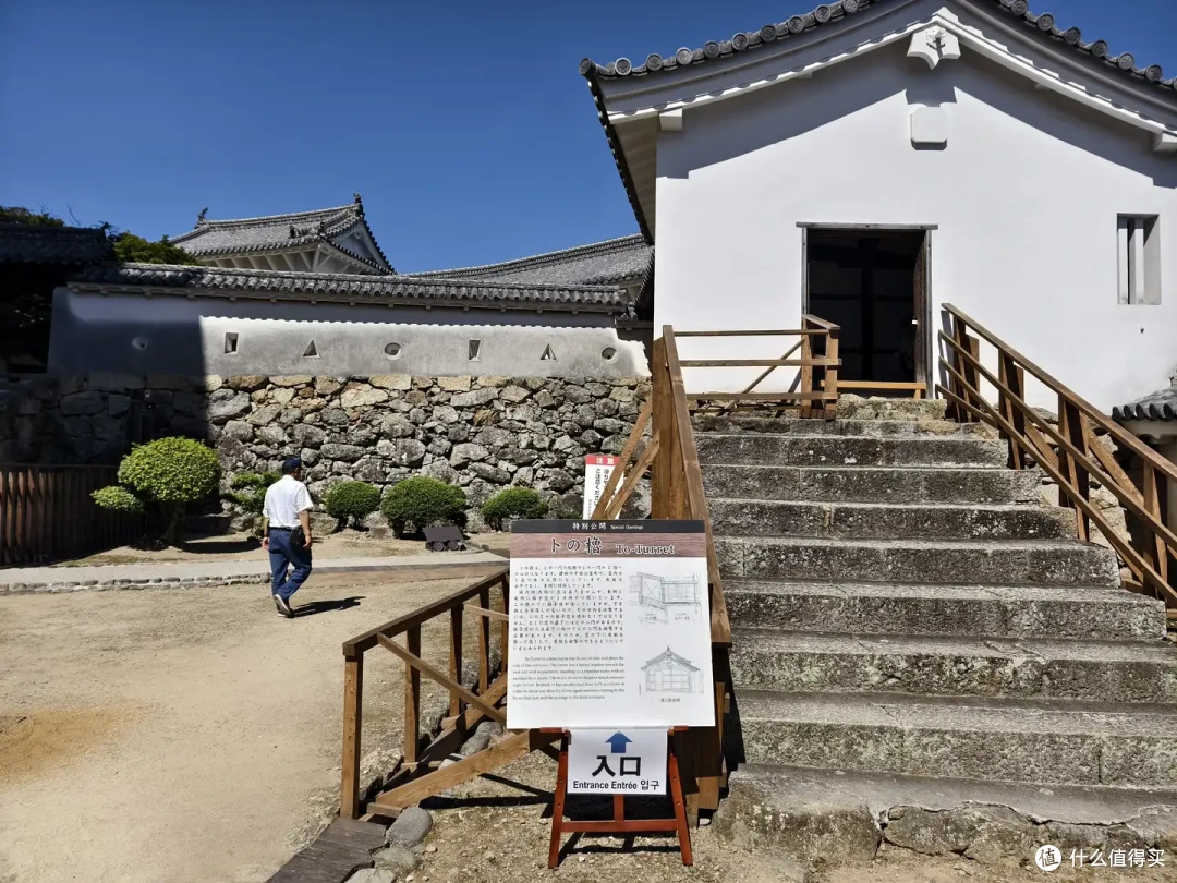 探秘日本国宝姬路城:距大阪仅有1小时!中国游客去的少,到处都是欧美老外